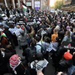 ABD universitelerinde Gazze protestosu Dersler iptal edildi yuzlerce kisi gozaltina