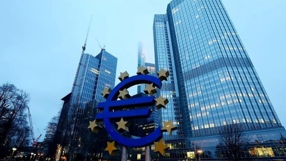 Avrupa Merkez Bankasi politika faizini sabit tuttu