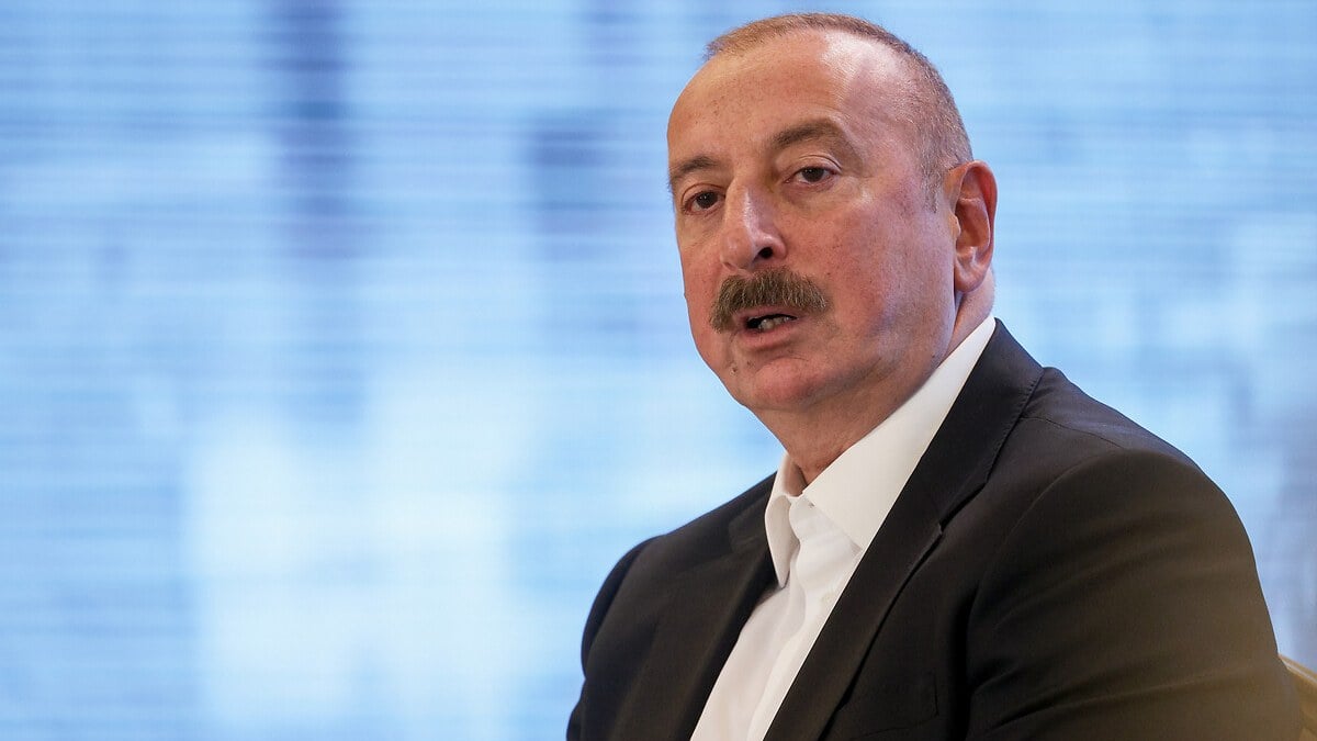 İlham Aliyev, Ermenistan'a yardım eden üç ülkeyi deşifre etti