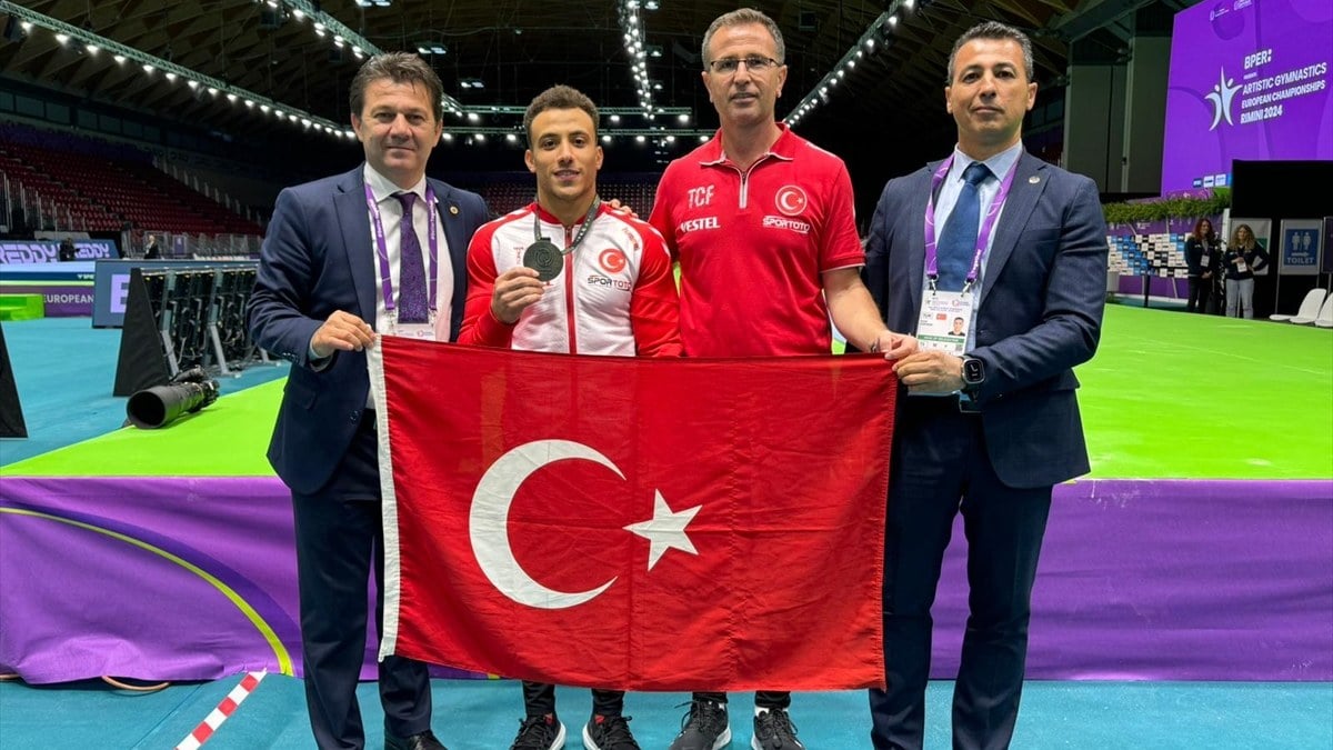 Milli cimnastikci Adem Asil bronz madalya kazandi